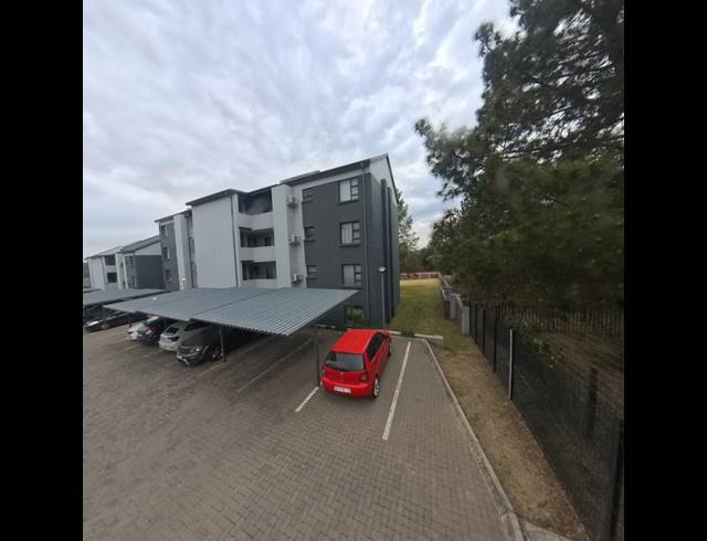 2 BEDROOM APARTMENT FOR SALE IN GLEN AUSTIN